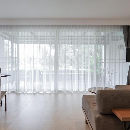 Seanery Beach Resort Банг Сафан Екстериор снимка