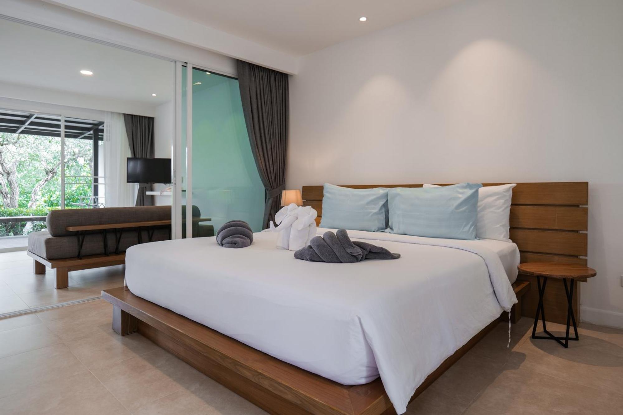 Seanery Beach Resort Банг Сафан Екстериор снимка