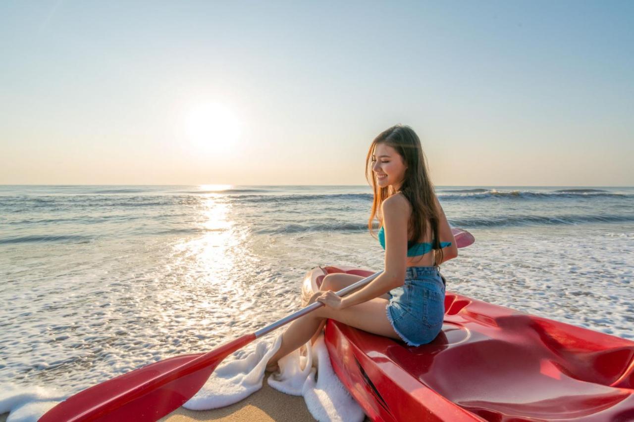 Seanery Beach Resort Банг Сафан Екстериор снимка