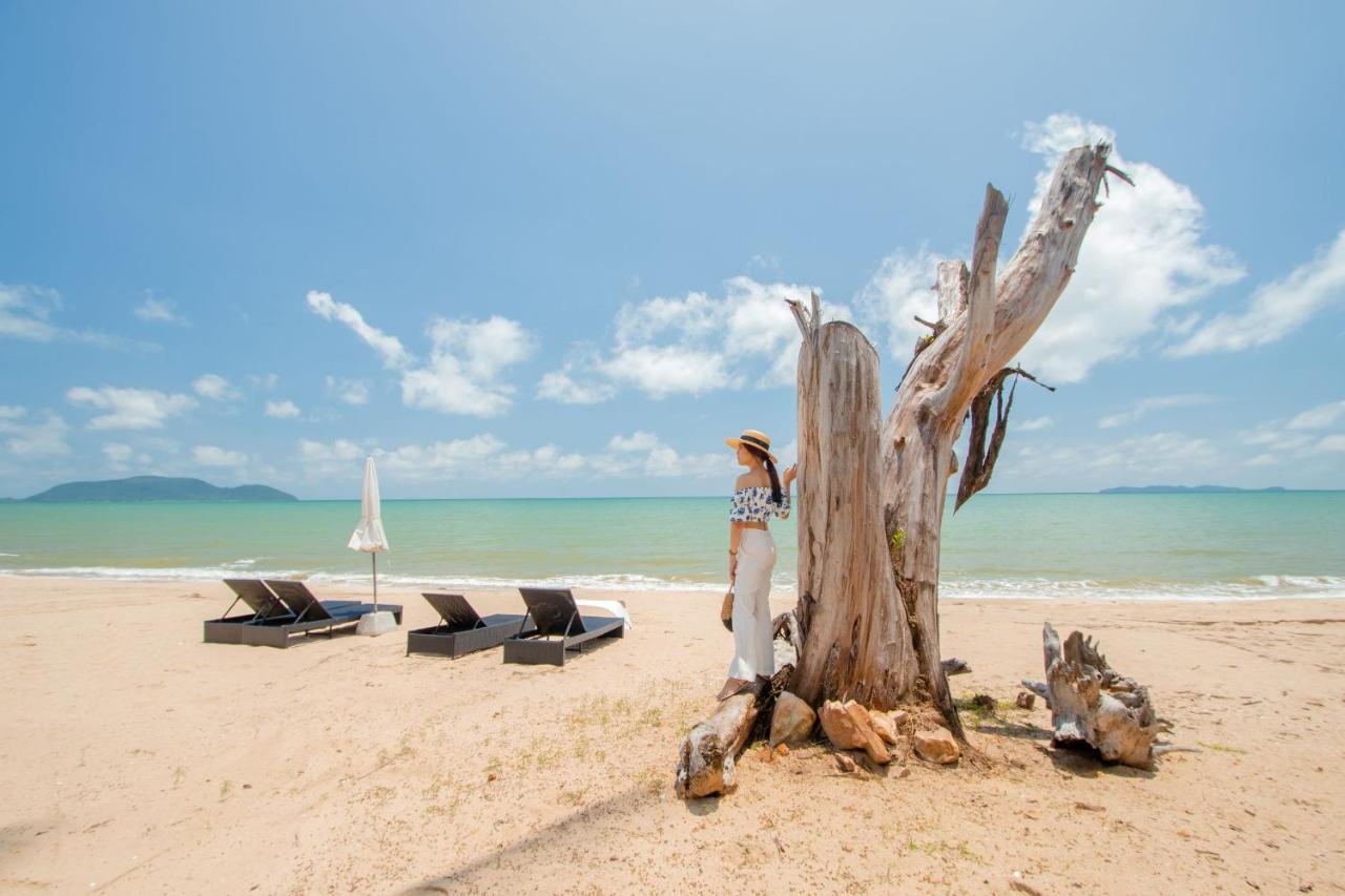 Seanery Beach Resort Банг Сафан Екстериор снимка